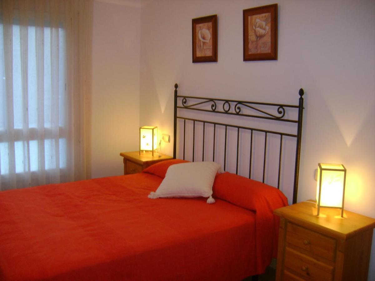 Apartamentos Pirineos Ordesa El Pueyo de Araguás Zimmer foto